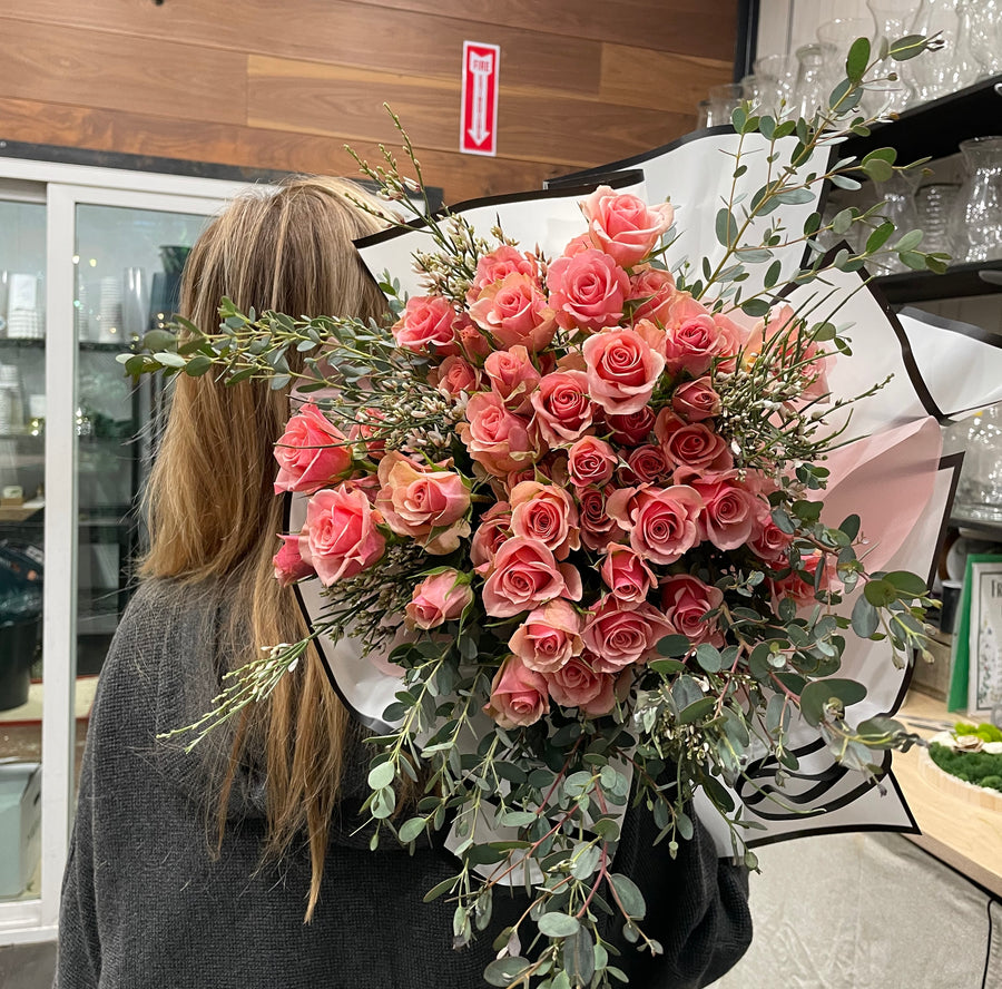 Grande Sweetheart Rose Wrapped Bouquet